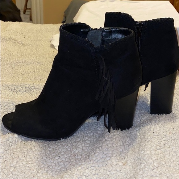 Boots - Picture 3 of 3